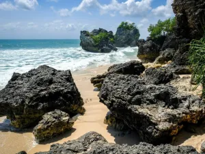 5 Pantai Dekat Bandara Bali