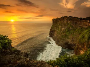 Transportasi Dari Bandara Ngurah Rai ke Uluwatu