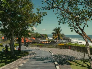 4 Tempat Wisata Pura Paling Terkenal di Bali