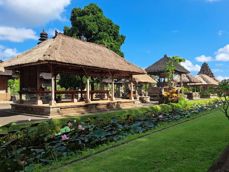 Pura Taman Ayun