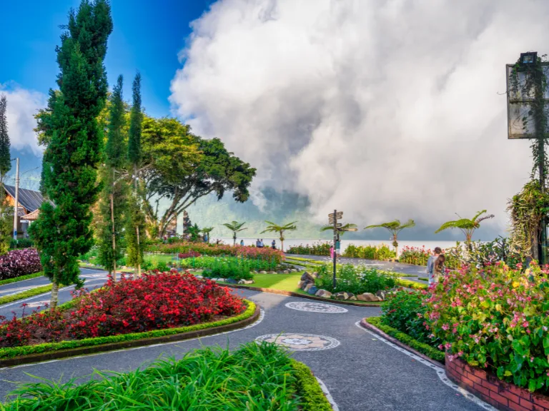 Tempat Wisata Searah di Bali Utara