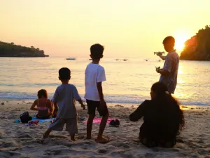 Bali Paling Ramai Bulan Apa